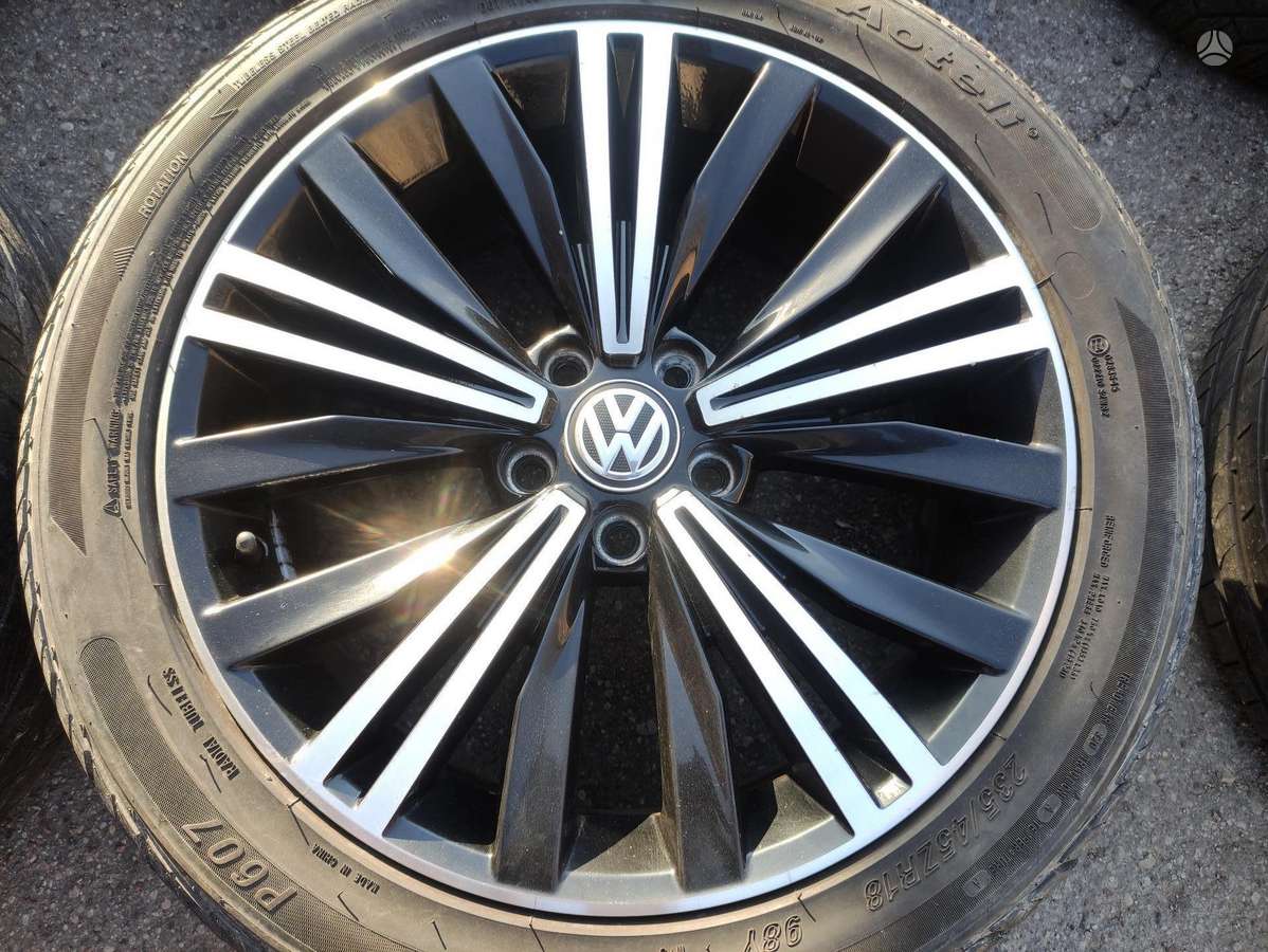 Volkswagen, light alloy, R18