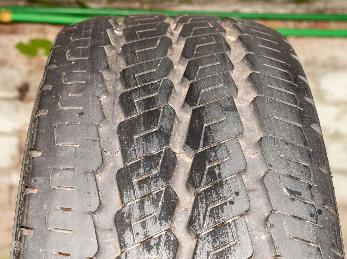 Continental VancoCamper, summer 225/65 R16