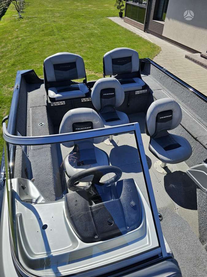 Tracker Pro Guide V-175, yachts / cruisers