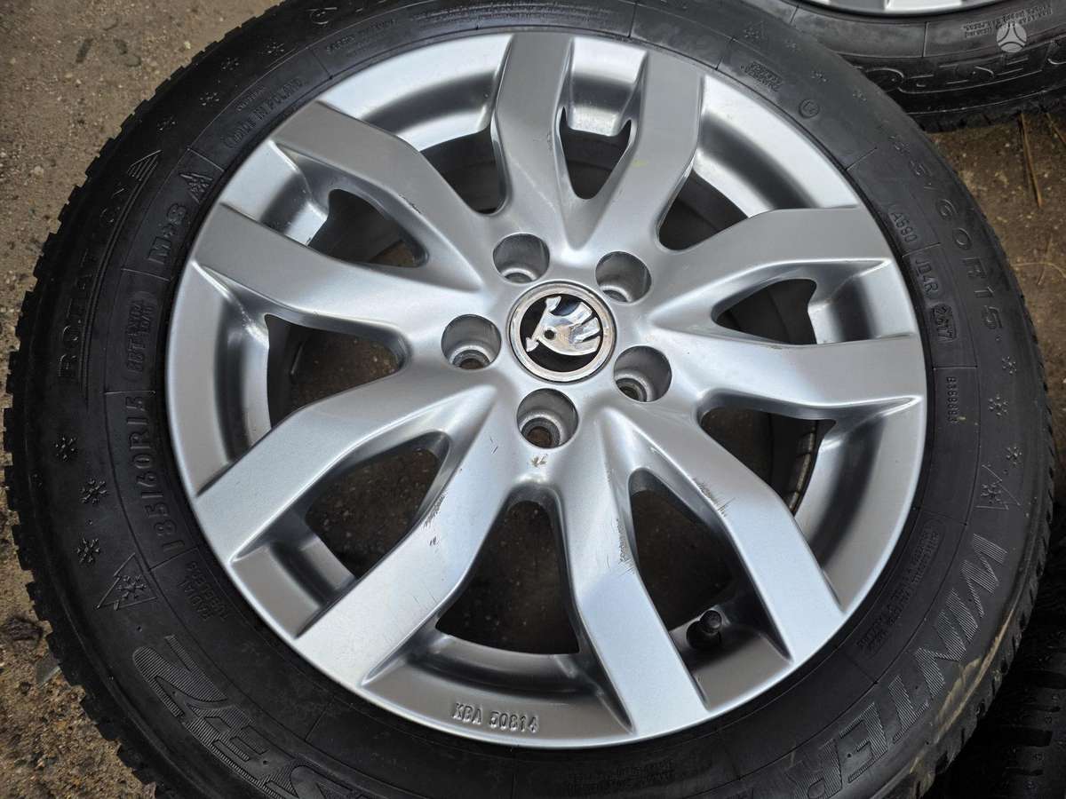 Skoda Fabia/Rapid, lengvojo lydinio, R15