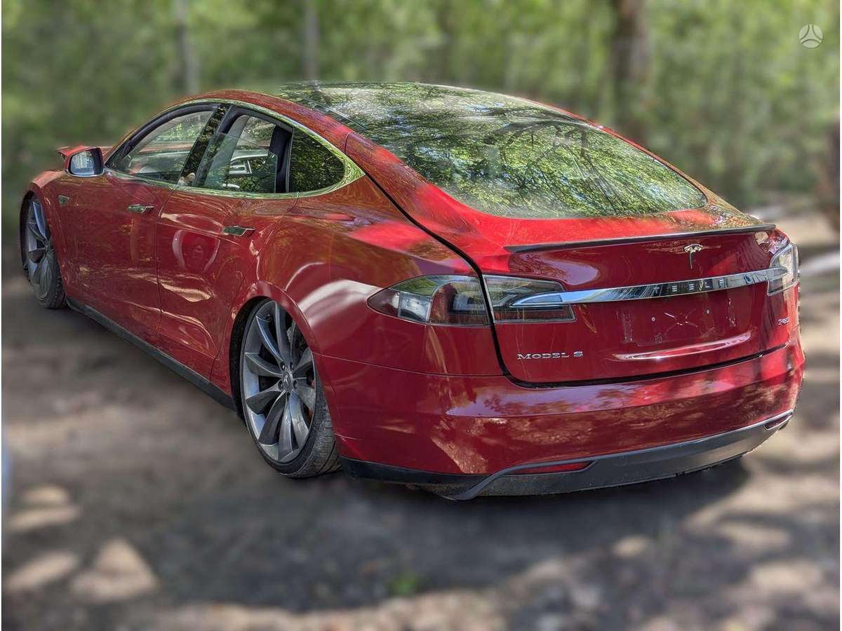 Tesla Model S engine