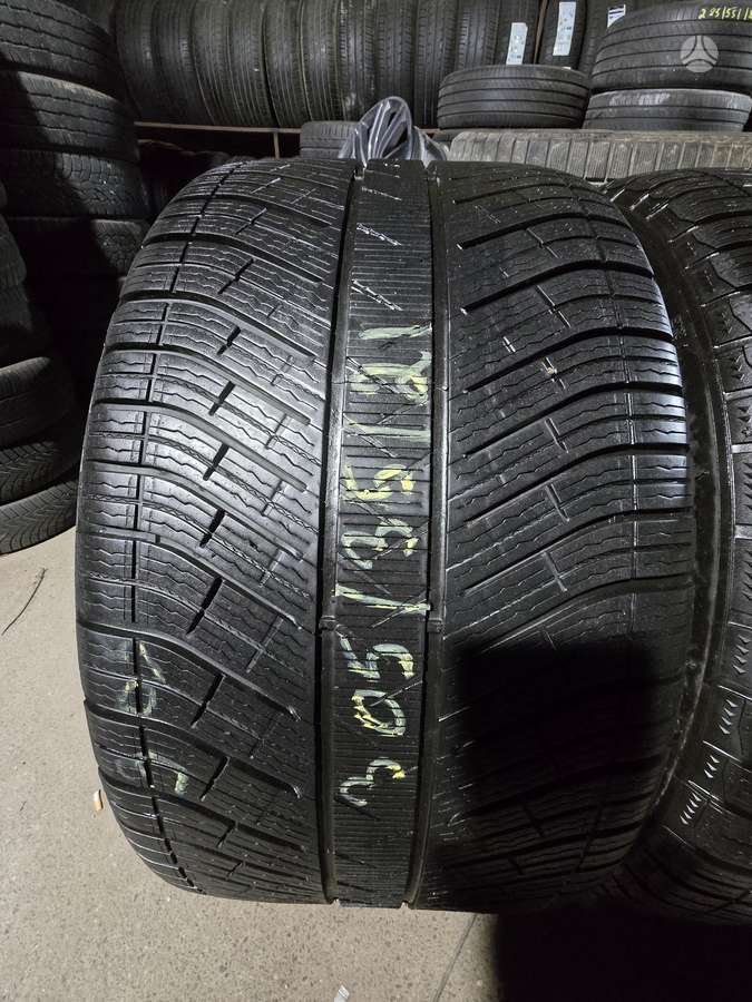 Michelin Pilot alpin 5 suv, winter 305/35 R21