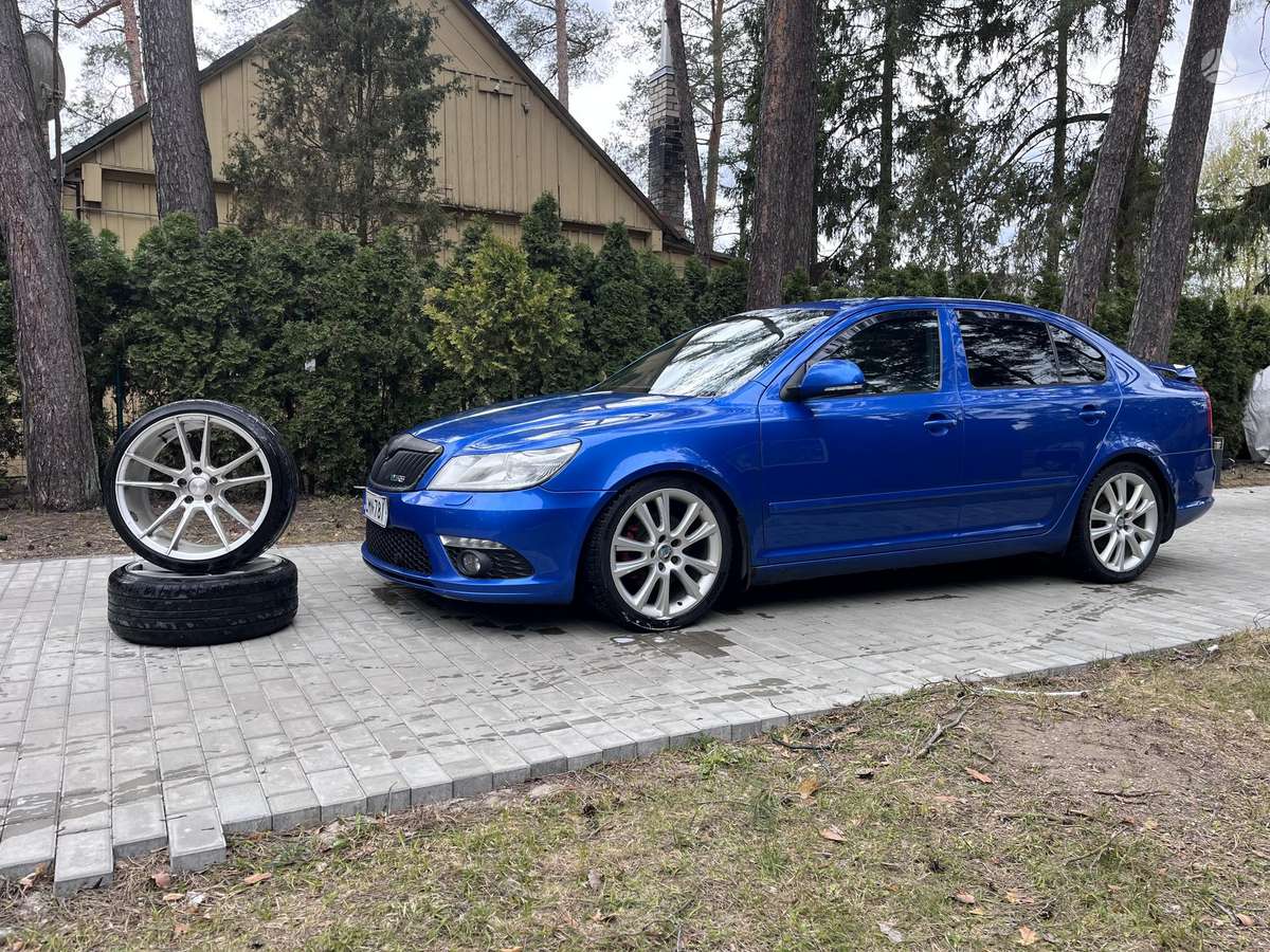 Skoda Octavia, 2.0 l., hatchback