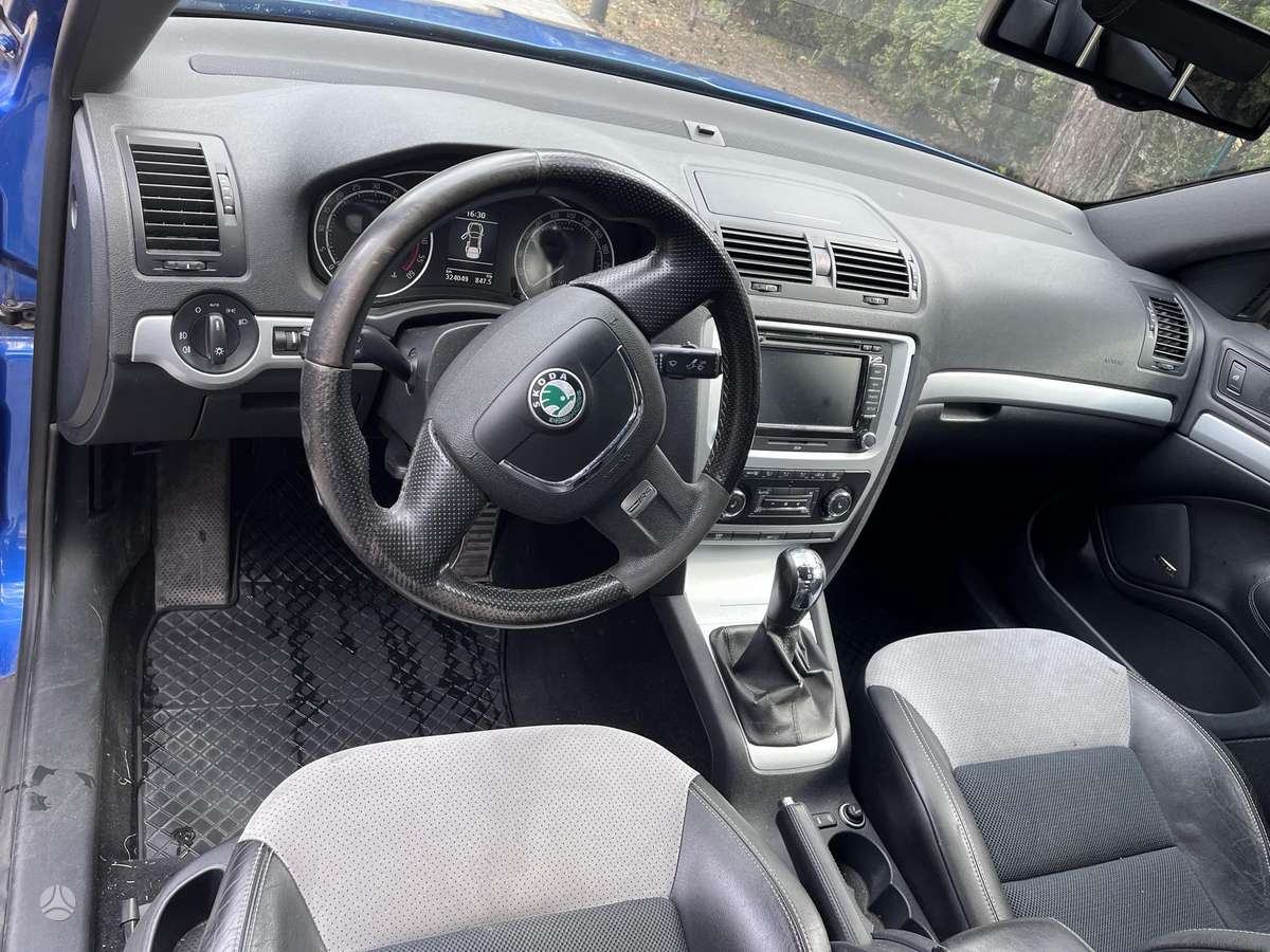 Skoda Octavia, 2.0 l., hatchback