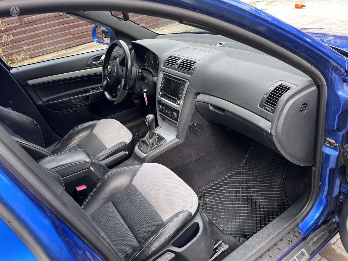 Skoda Octavia, 2.0 l., hatchback