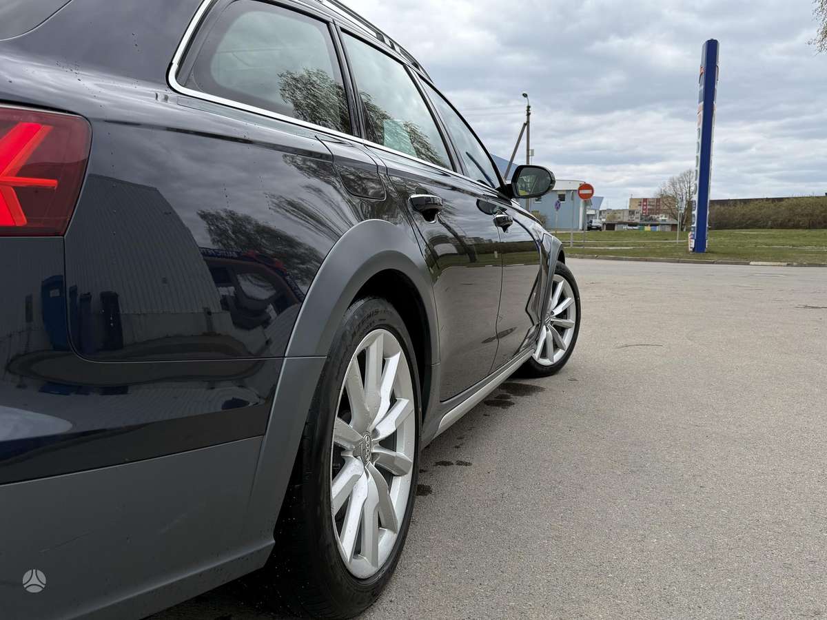 Audi A6 allroad, 3.0 l., Универсал