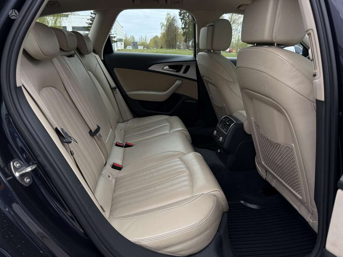 Audi A6 allroad, 3.0 l., Универсал