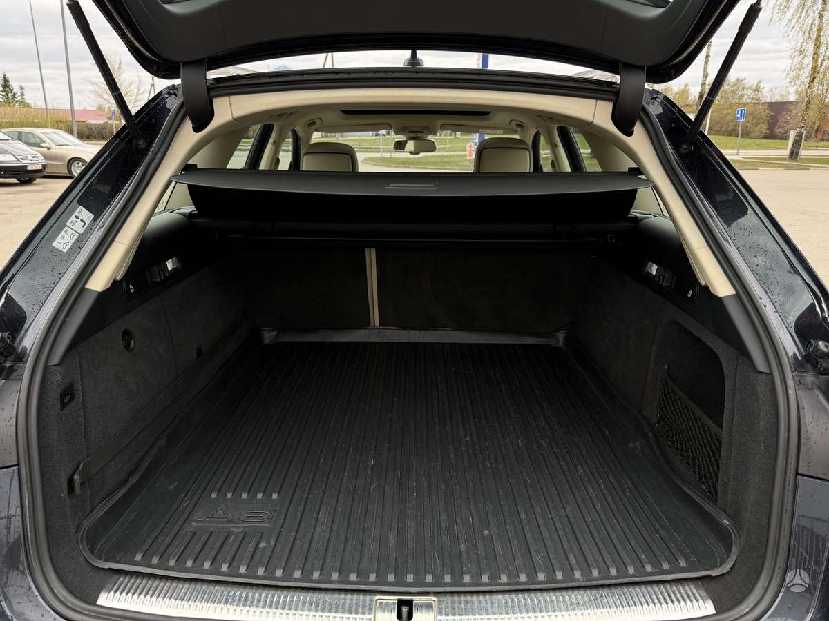 Audi A6 allroad, 3.0 l., Универсал