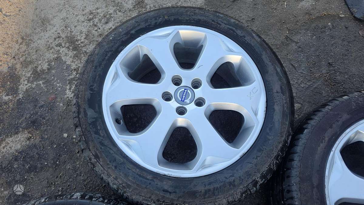 Volvo XC70, lengvojo lydinio, R18