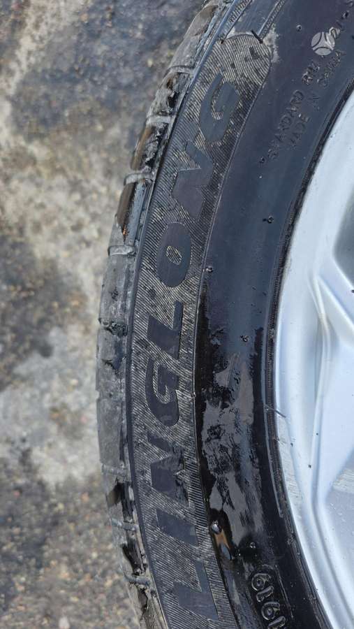 Volvo XC70, lengvojo lydinio, R18