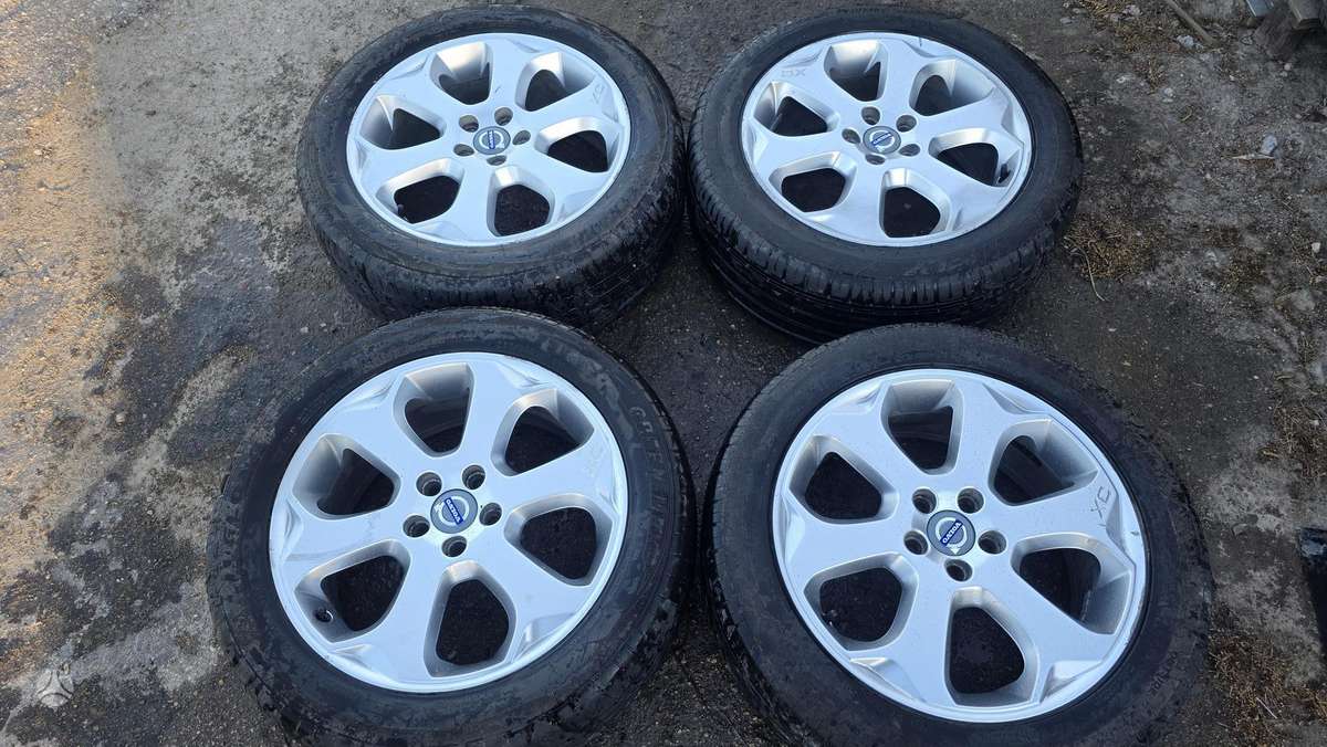 Volvo XC70, lengvojo lydinio, R18