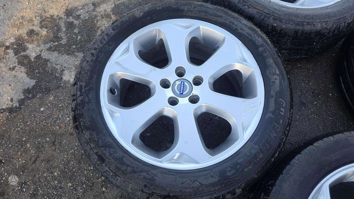 Volvo XC70, lengvojo lydinio, R18