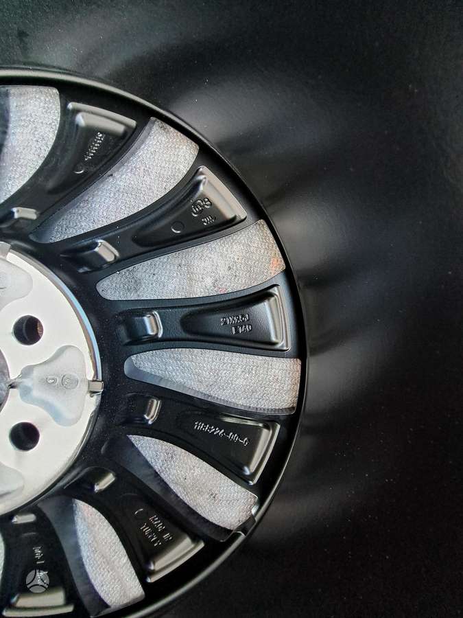 TESLA, light alloy, R21