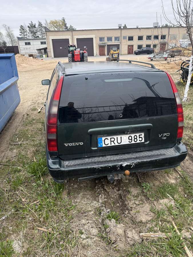 Volvo V70 - 2