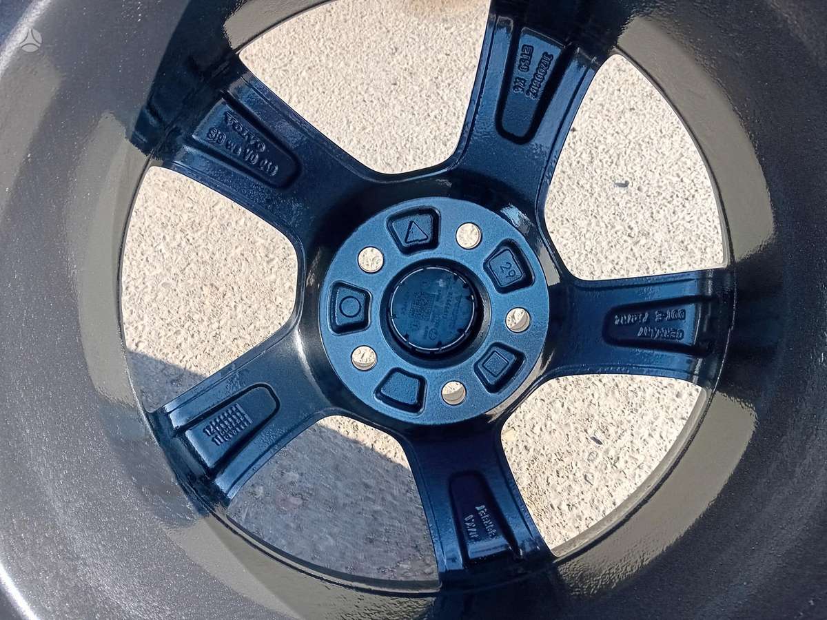 Volvo, light alloy, R17
