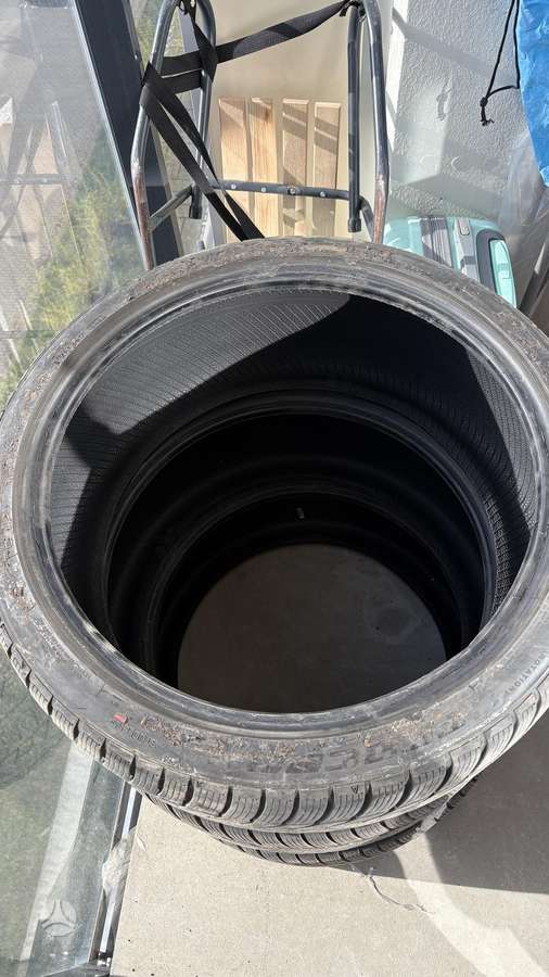 Tracmax, зимние 255/35 R20