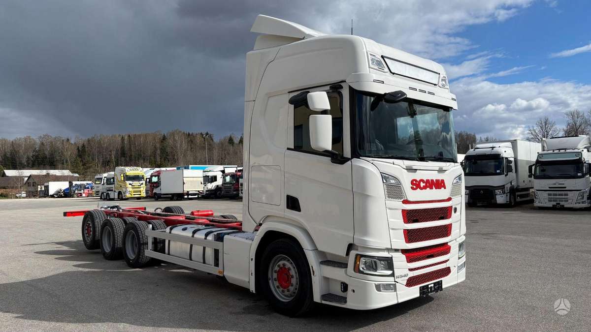 Scania R540, cab-chassis trucks