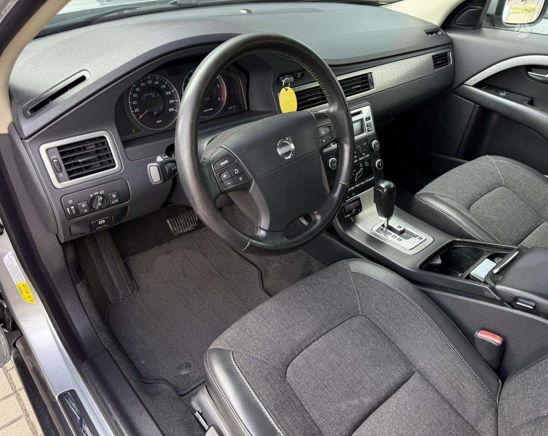 Volvo XC70 - 7