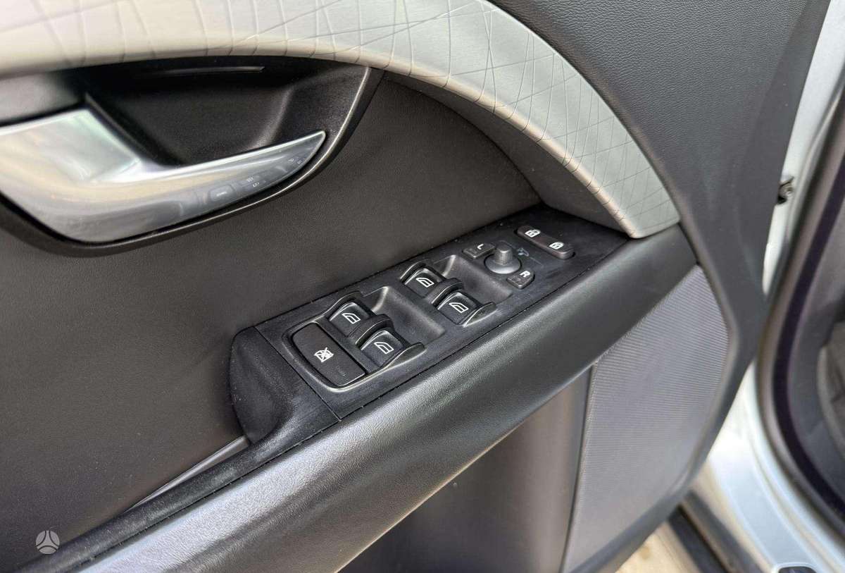 Volvo XC70, 2.4 l., Универсал
