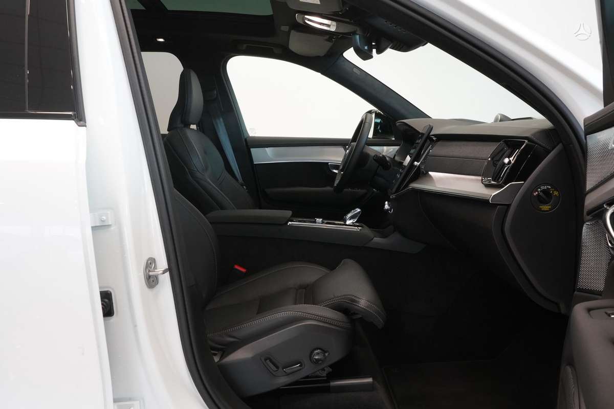 Volvo XC90 - 10