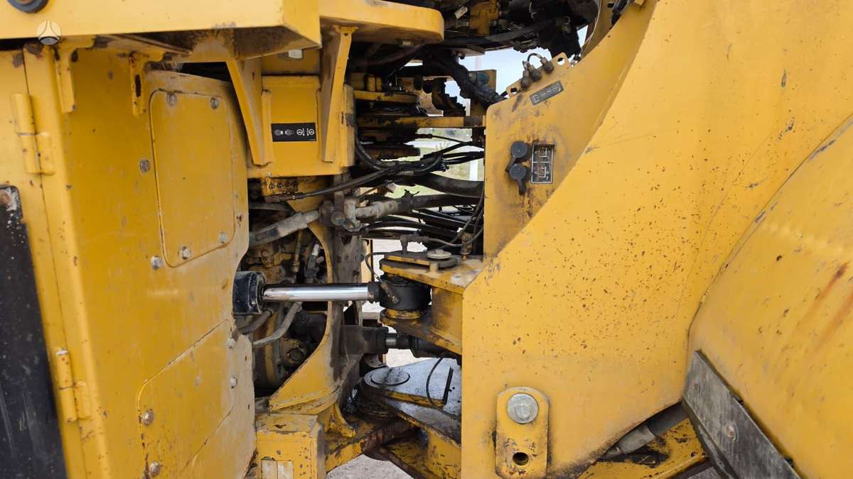 Caterpillar 962K, frontal loader