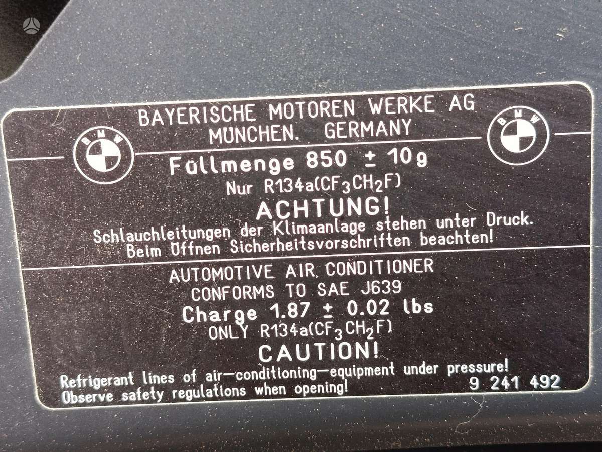 BMW 530, 9241492, hood (front, rear)