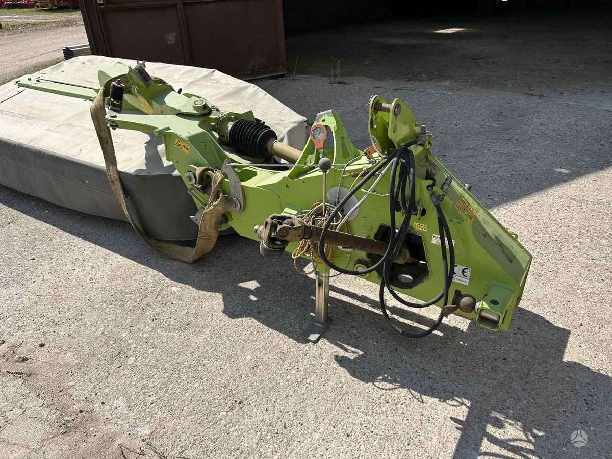 Claas Rollant 350, кормосмесители / кормораздатчики