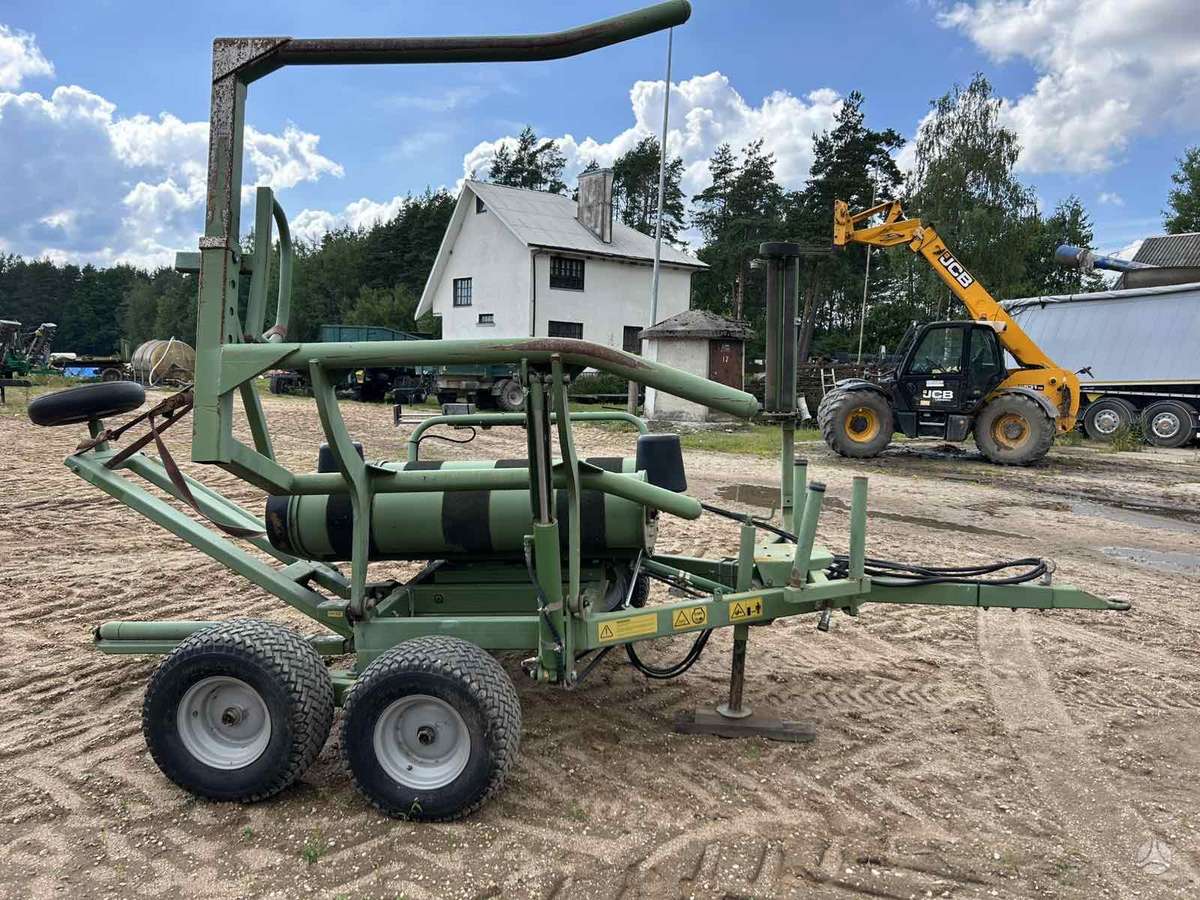Claas Rollant 350, pašarų ruošimo technika