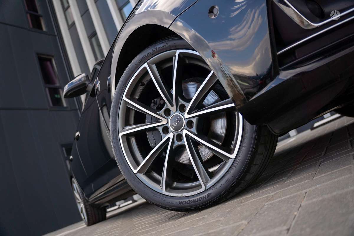 Audi A4, 2.0 l., Универсал