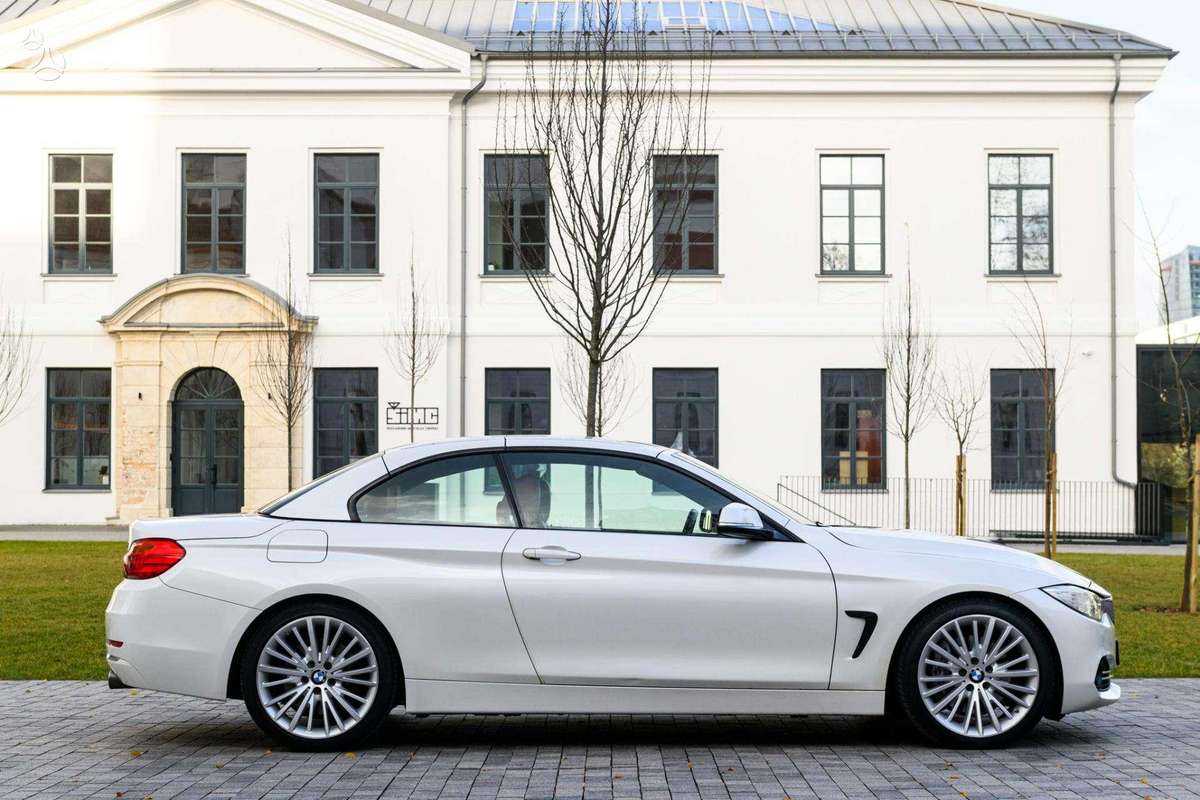 BMW 435, 3.0 l., convertible