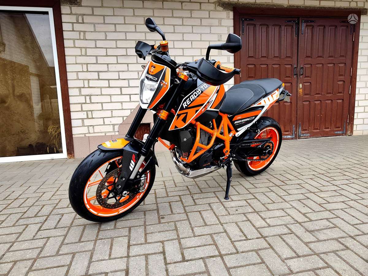 KTM Duke 690cc, supermoto
