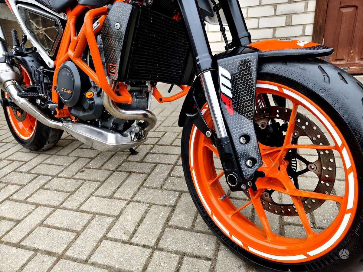 KTM Duke 690cc, supermoto