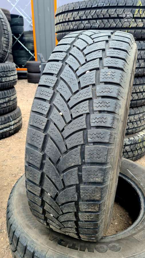 Vredestein ComtracWinter, winter 235/65 R16