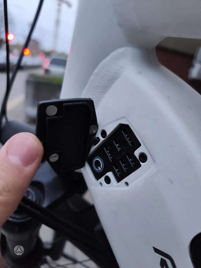 Elektrinis dviratis Shimano