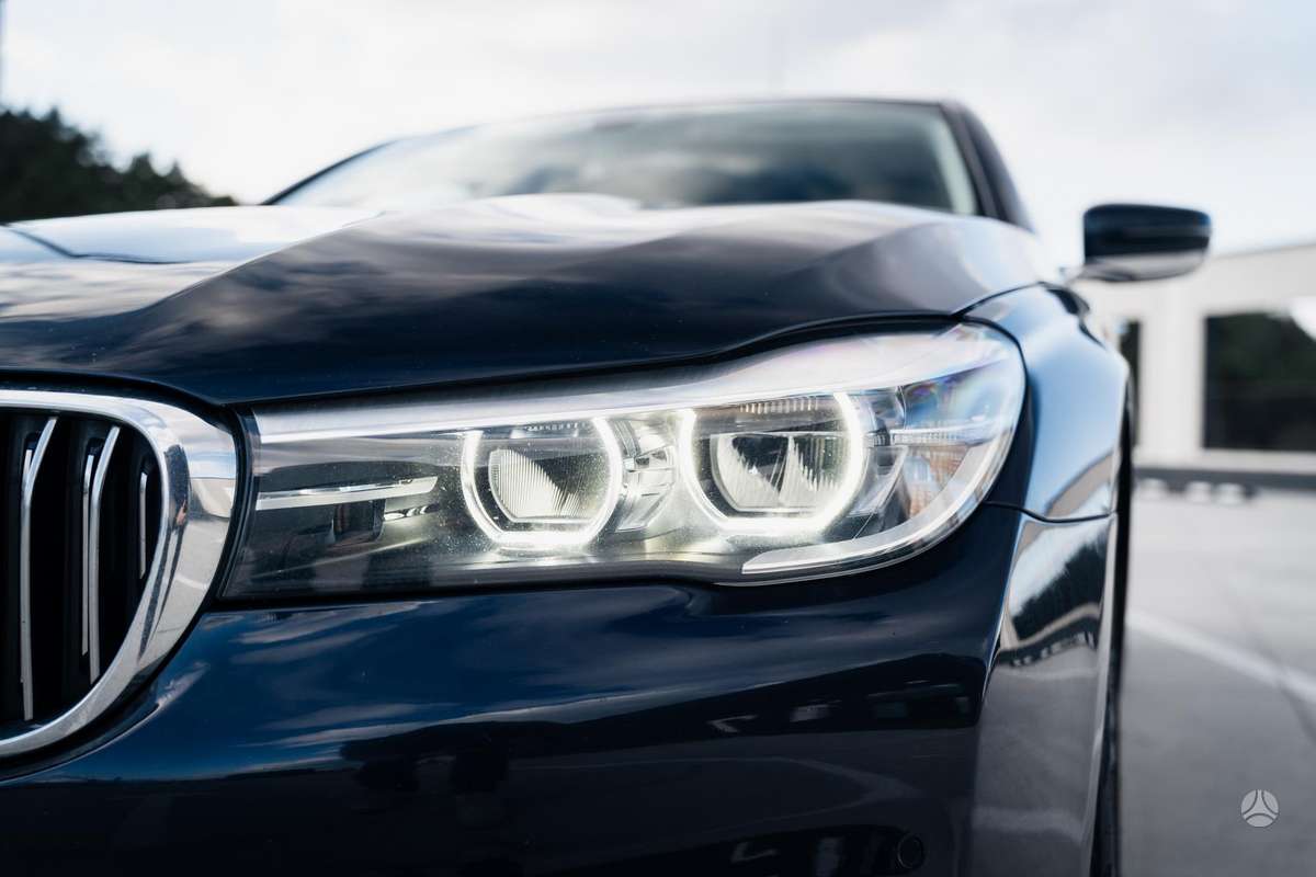 BMW 730, 3.0 l., Седан