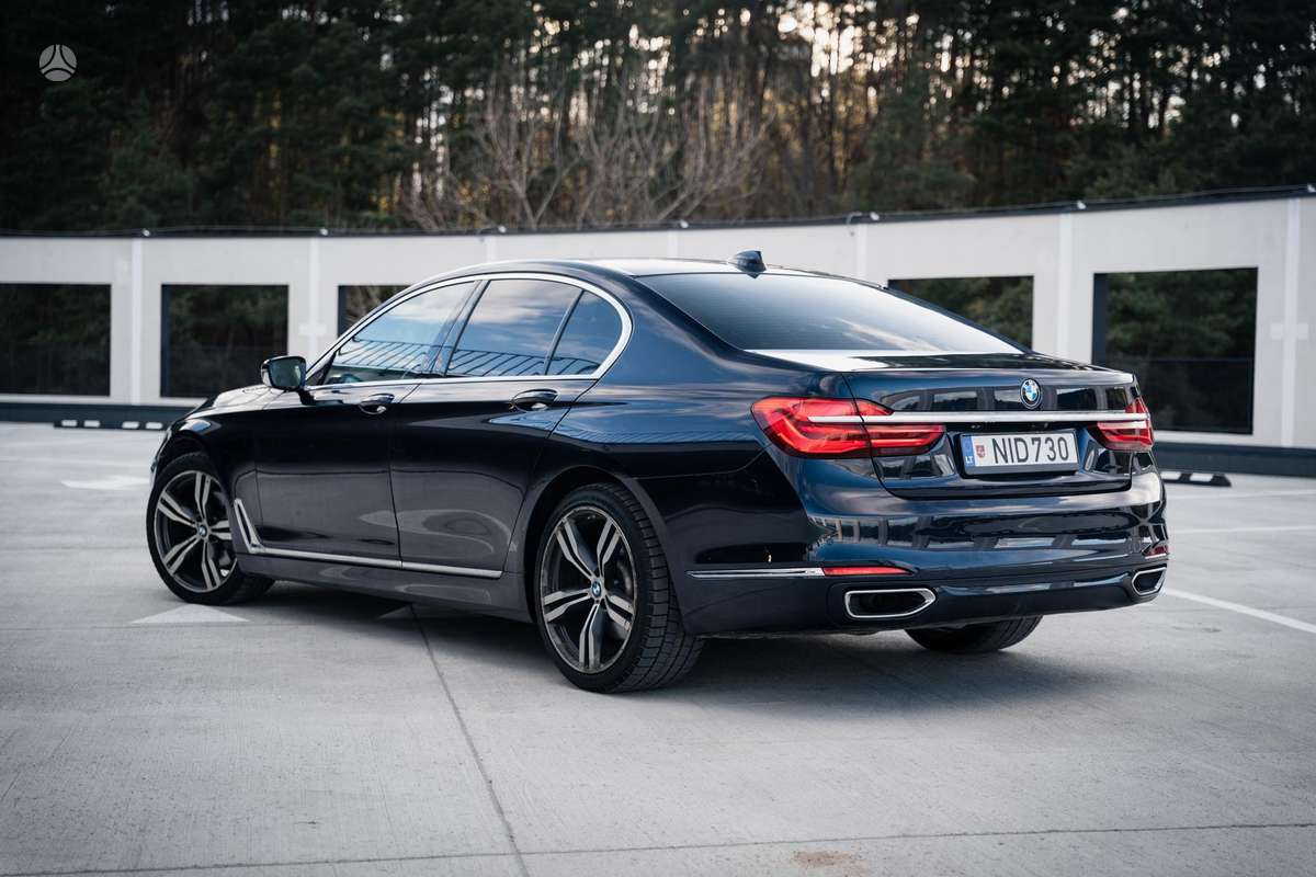 BMW 730, 3.0 l., Седан