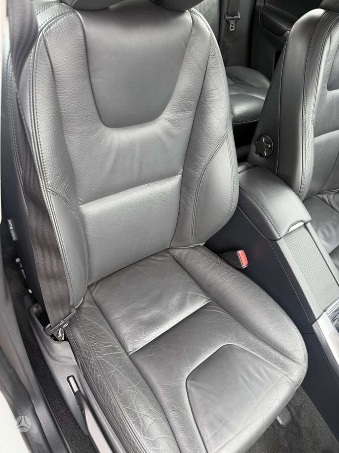 Volvo XC60 - 11