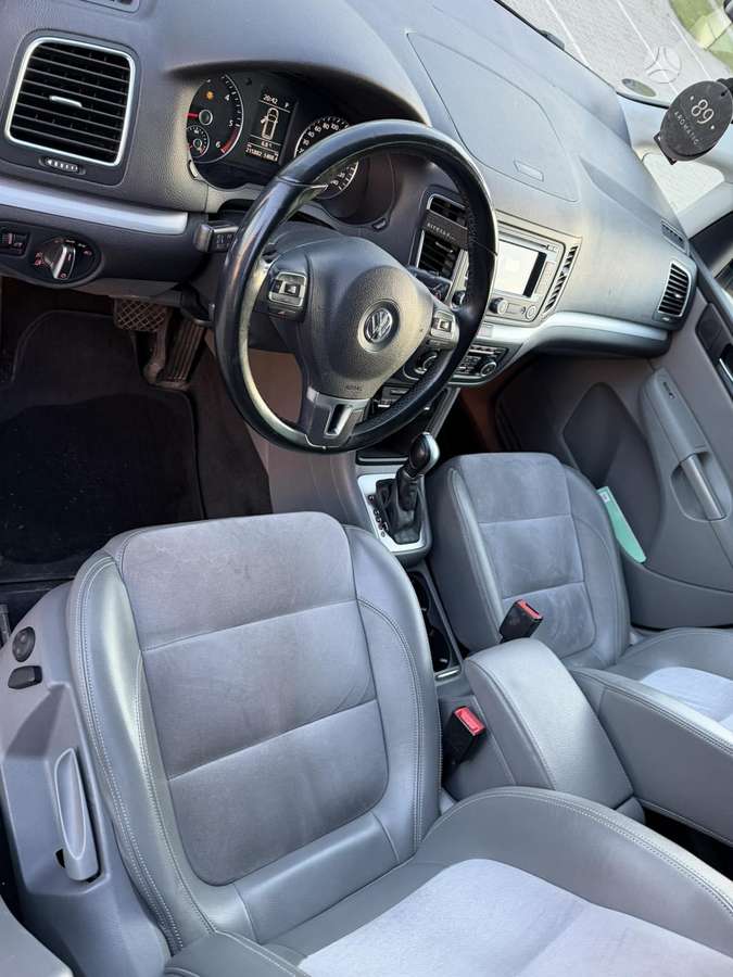 Volkswagen Sharan, 2.0 l., Универсал