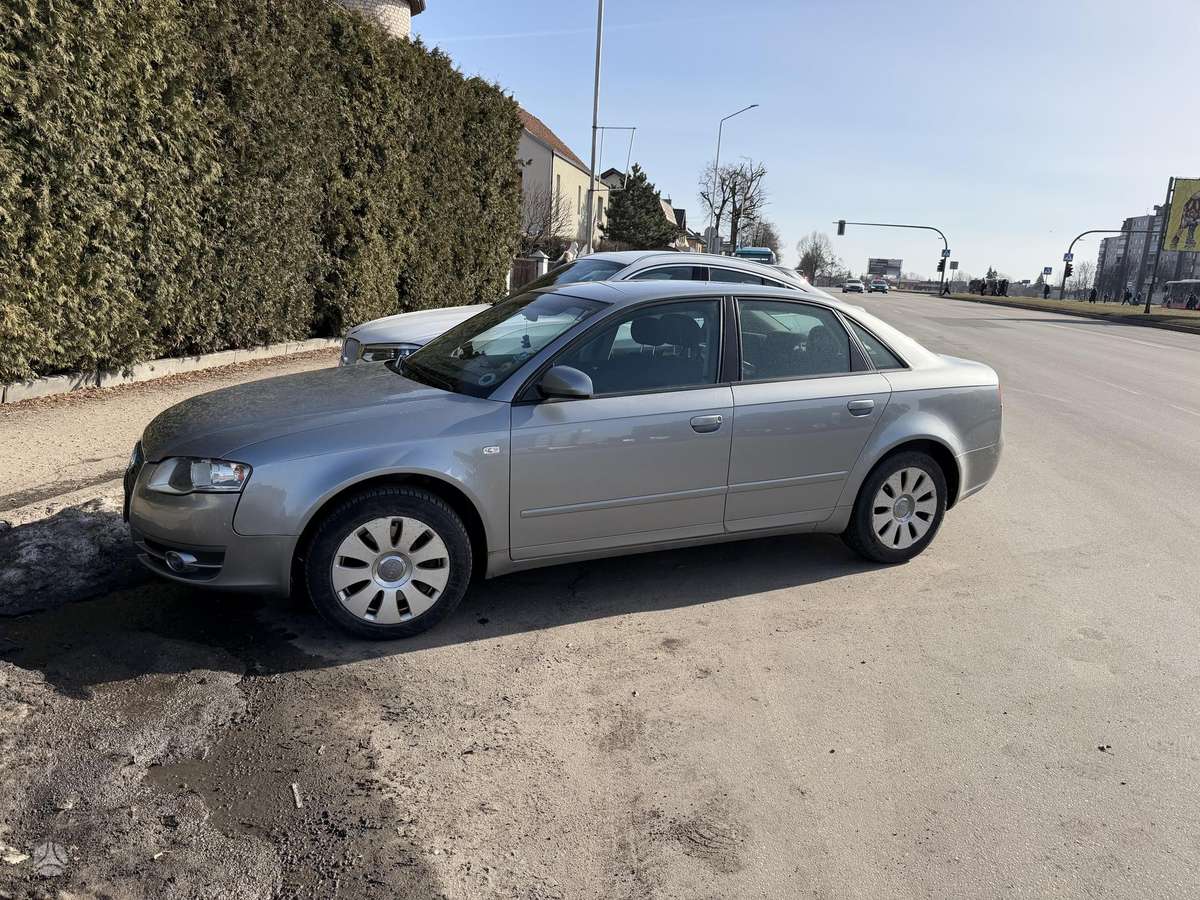 Audi A4, 2.0 l., Седан
