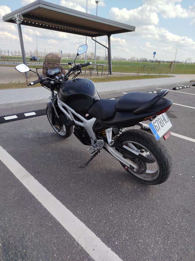 Suzuki SV 650cc, street / classic