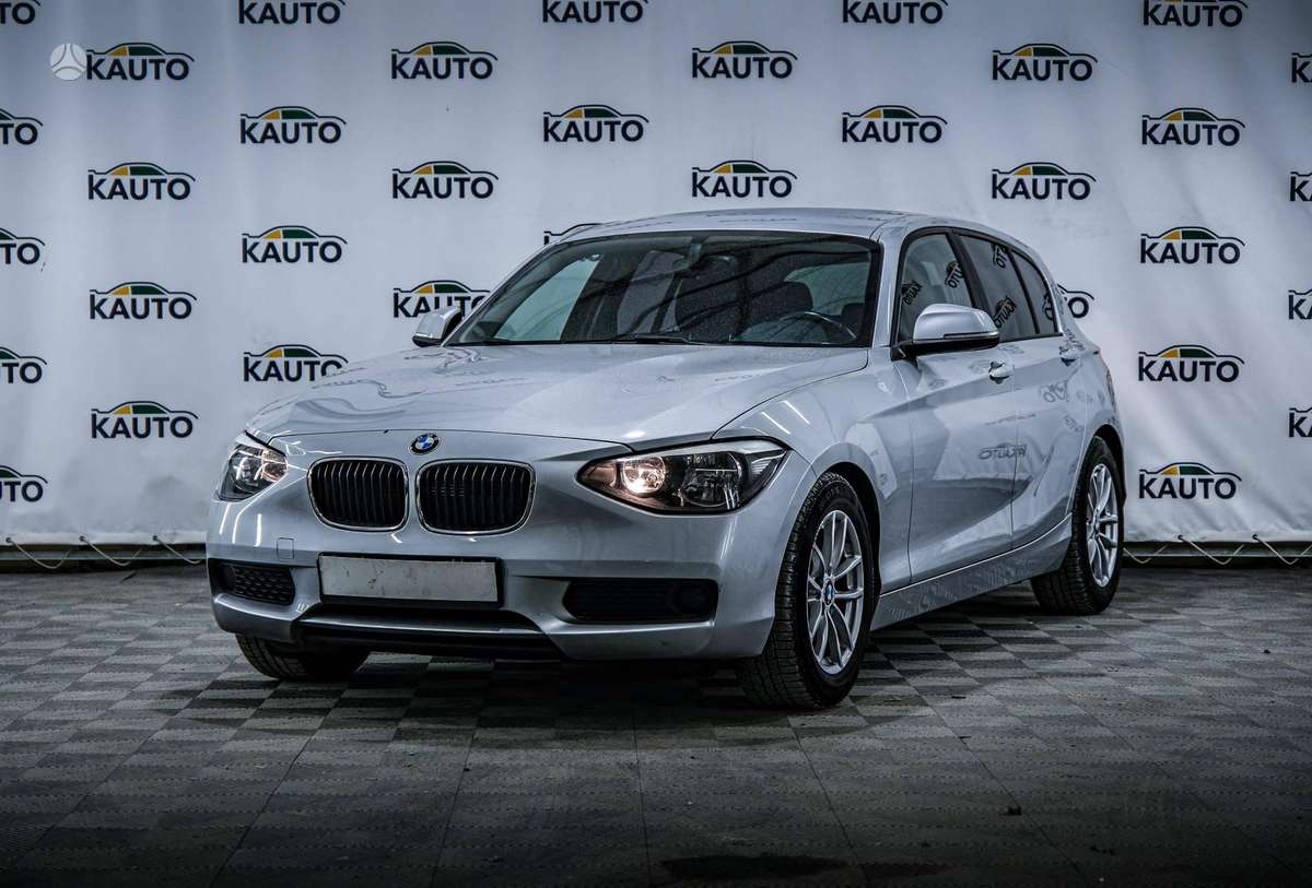BMW 120, 2.0 l., hatchback