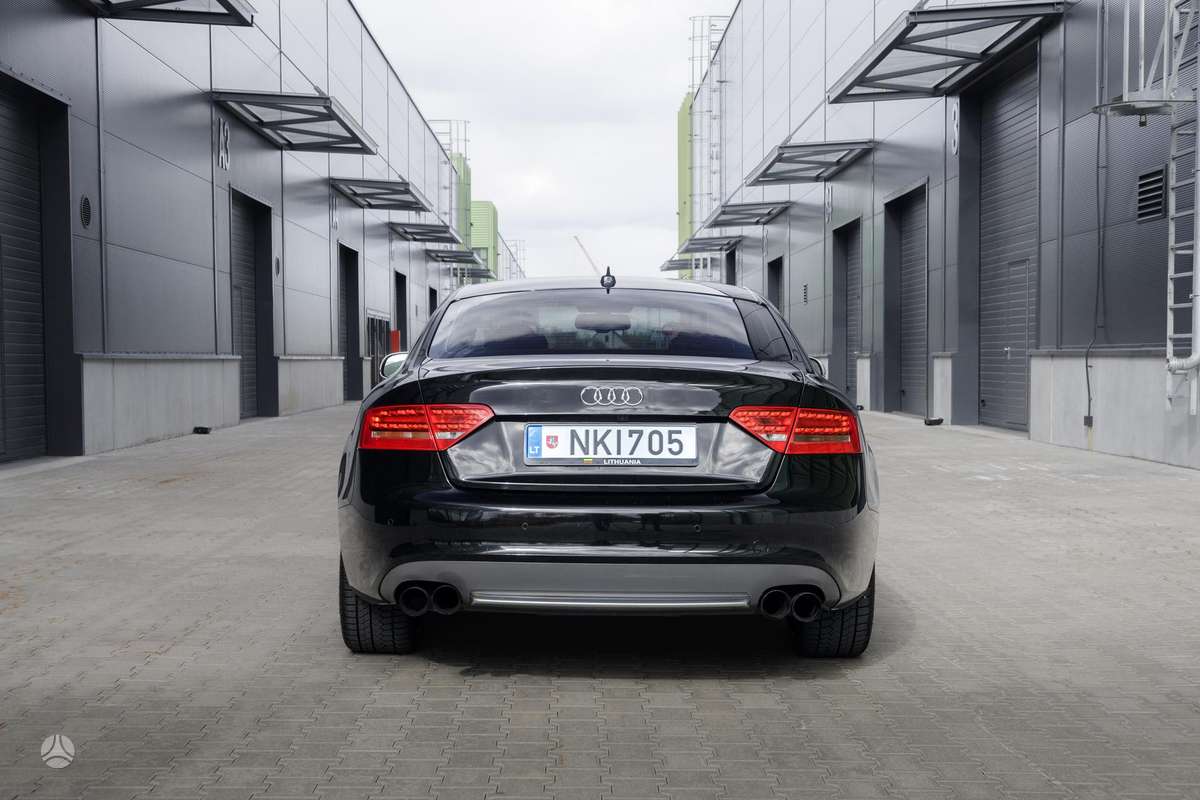 Audi S5, 4.2 l., coupe
