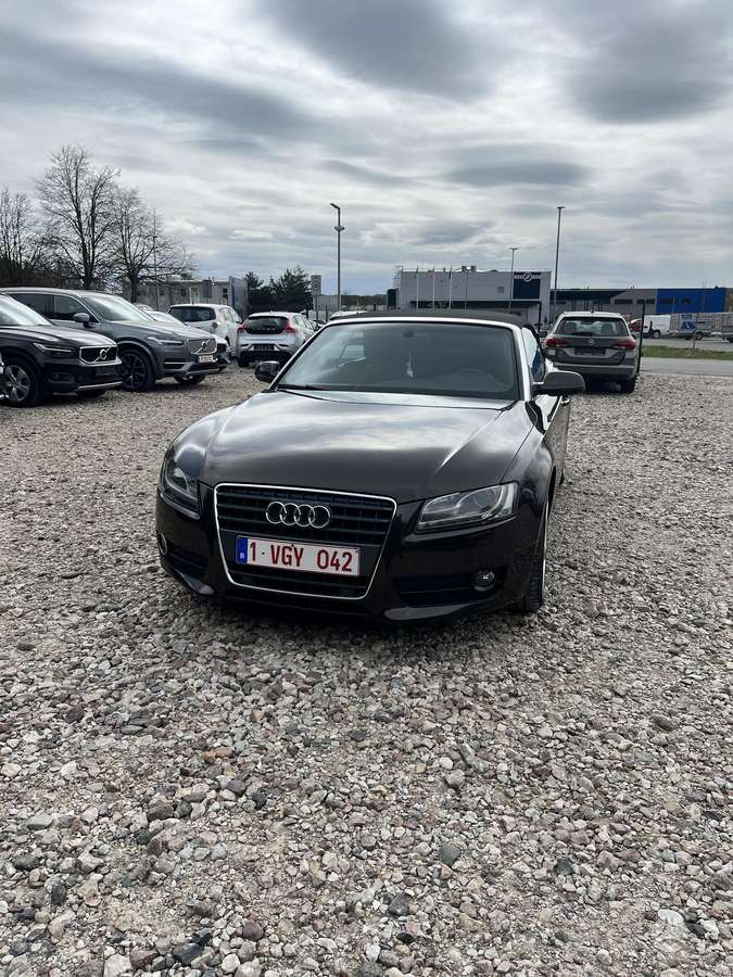 Audi A5, 2.0 l., kabrioletas
