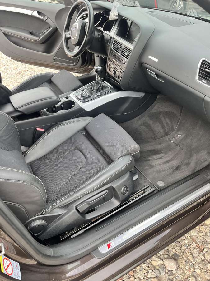 Audi A5, 2.0 l., convertible