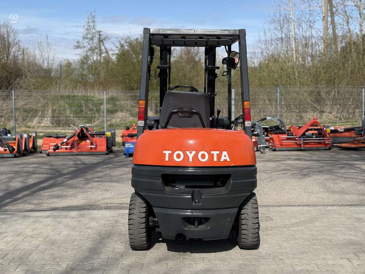 Toyota 6FGL20, вилочные погрузчики