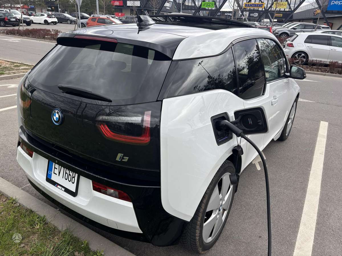 BMW i3, 18 кВт·ч, Хэтчбек