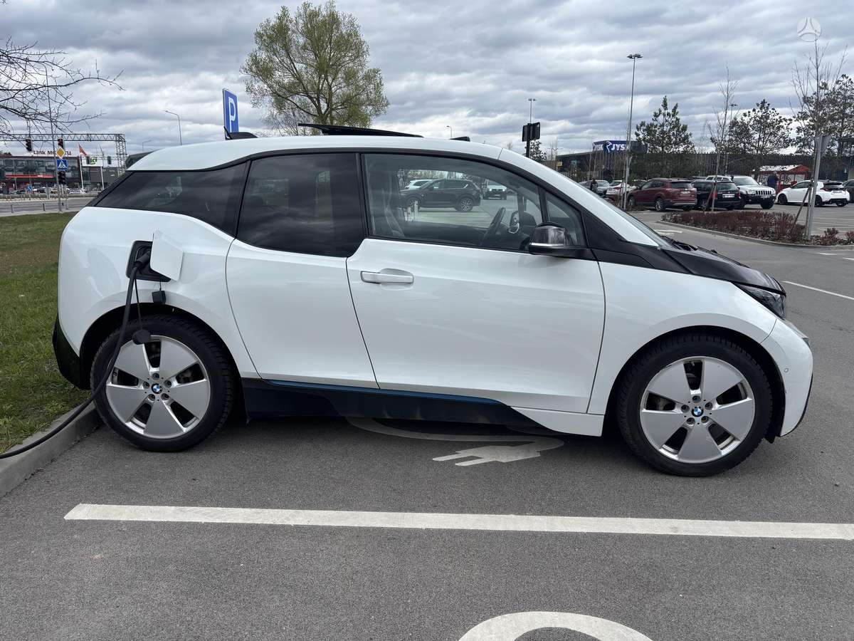BMW i3, 18 kWh, hatchback