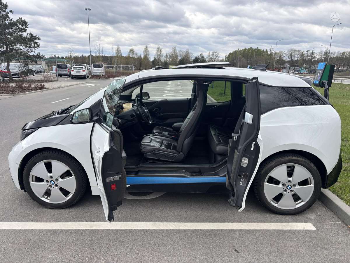BMW i3, 18 kWh, hatchback
