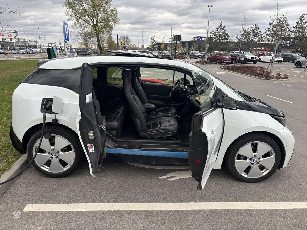 BMW i3, 18 kWh, hatchback