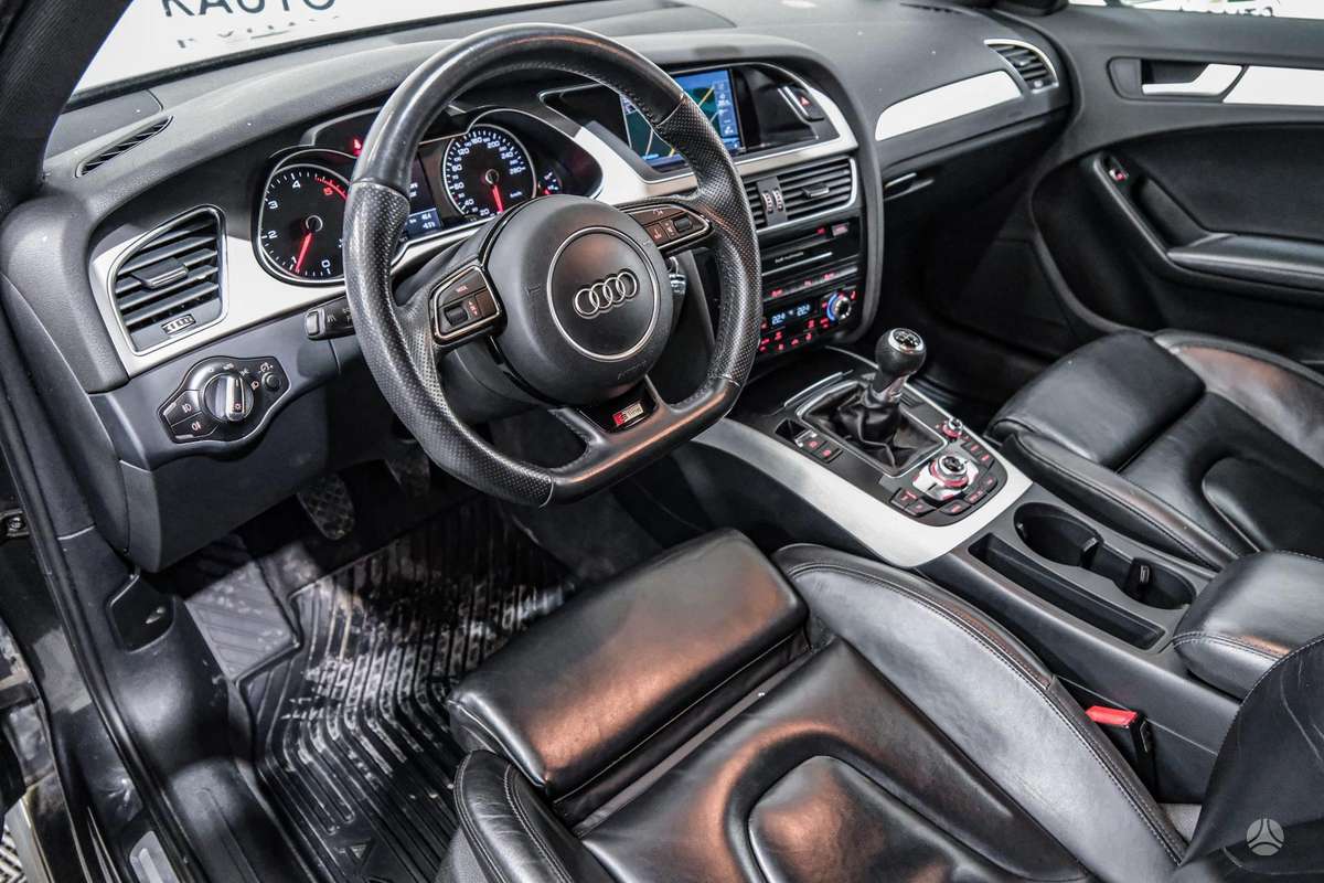 Audi A4, 3.0 l., universalas